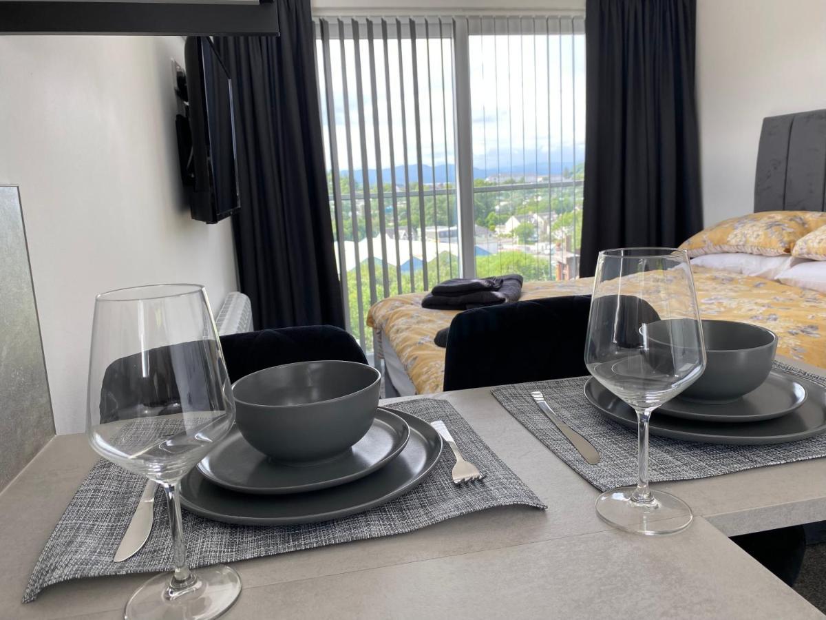 Benollis Apartment Oban Bagian luar foto